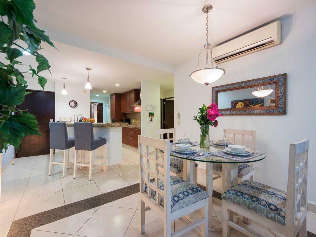 Breathtaking Villa Magna Beachfront Condo, 3 Bedrooms Sleeps 6 Nuevo Vallarta Exteriér fotografie